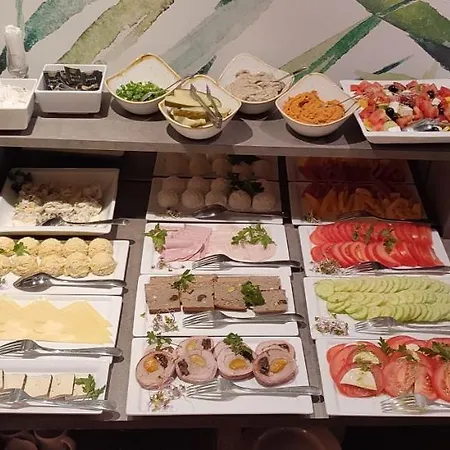 Tulip - Patio מלון 3*