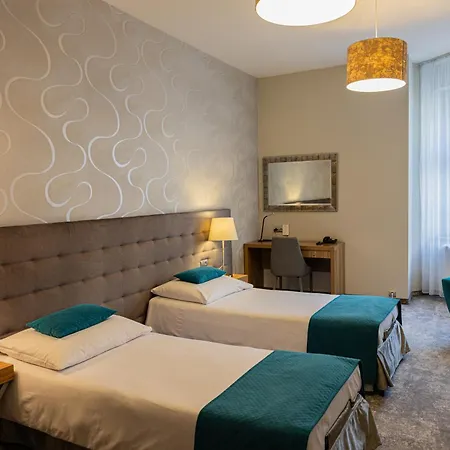 Tulip - Patio Hotel Vratislav