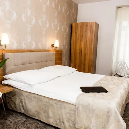 Tulip - Patio Hotel 3*