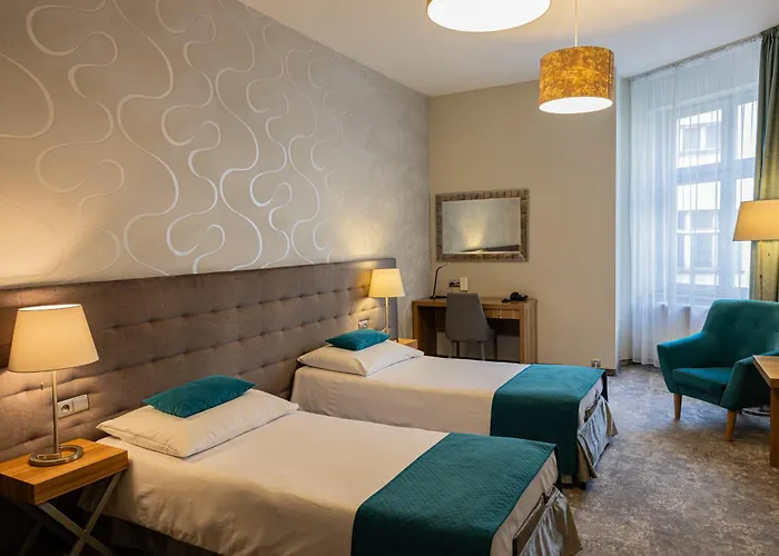 Tulip - Patio Hotel Vratislav