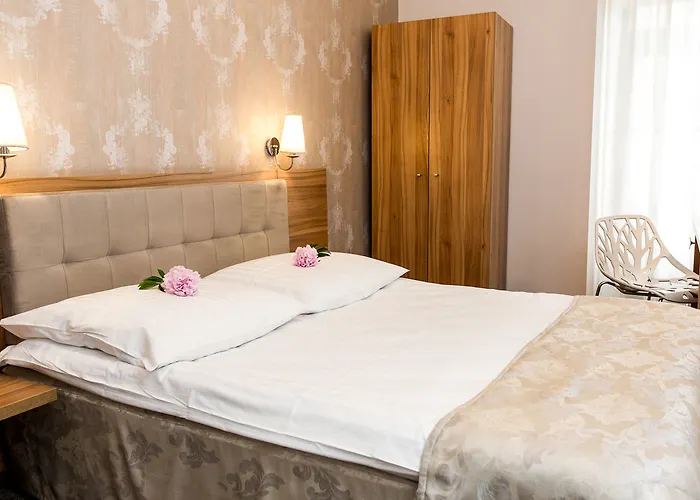 Tulip - Patio Hotel Vratislav