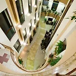 Hotel Tulip - Patio 3*