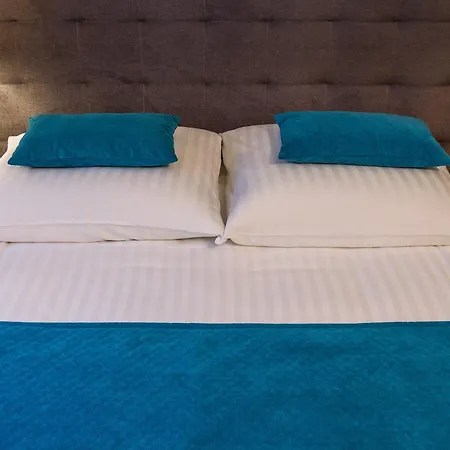 Tulip - Patio Hotel Wroclaw