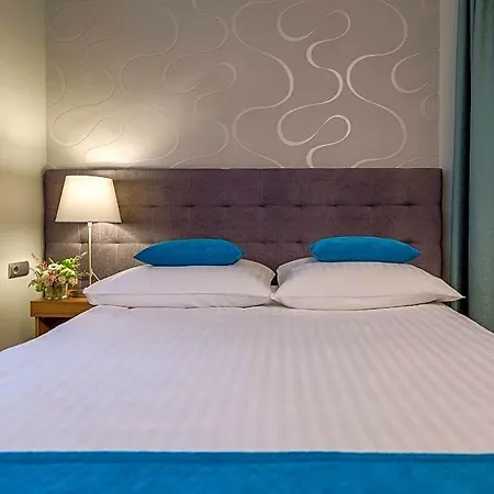 Tulip - Patio Hotel 3*