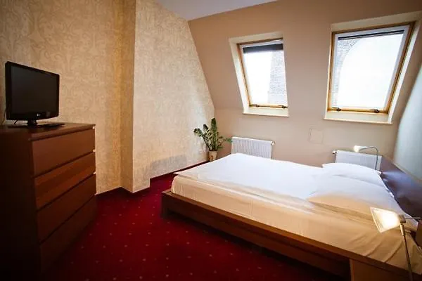 فندق Tulip - Patio 3*